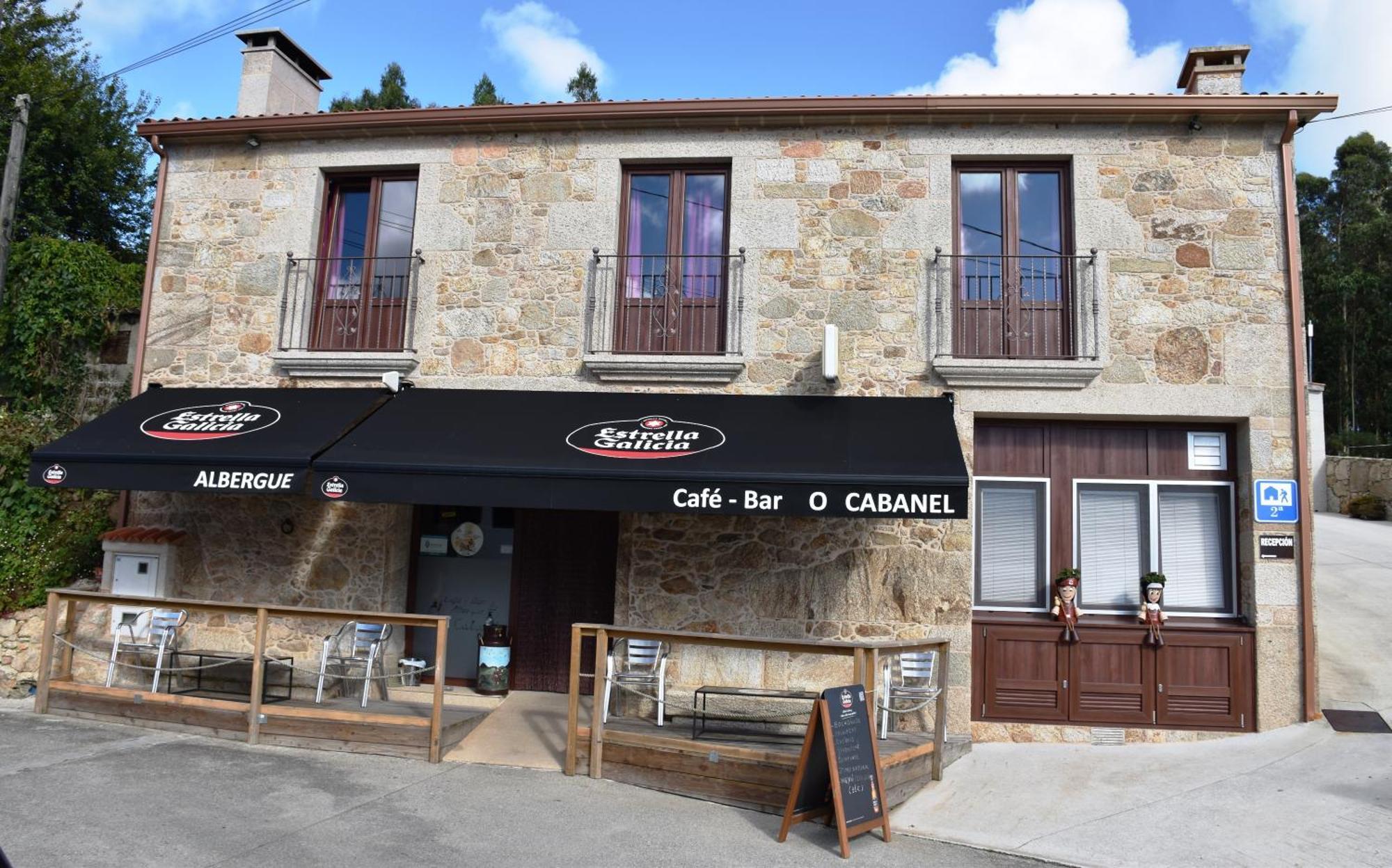 O Cabanel Albergue-Bar Villastose Zewnętrze zdjęcie